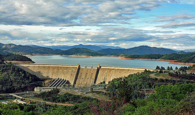 SHASTA DAM LARGE